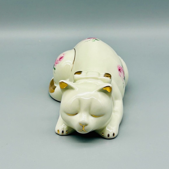 Vintage Ceramic Sleeping Cat Adorned With Pink Roses and Gold Accents 7” - Picture 2 of 9